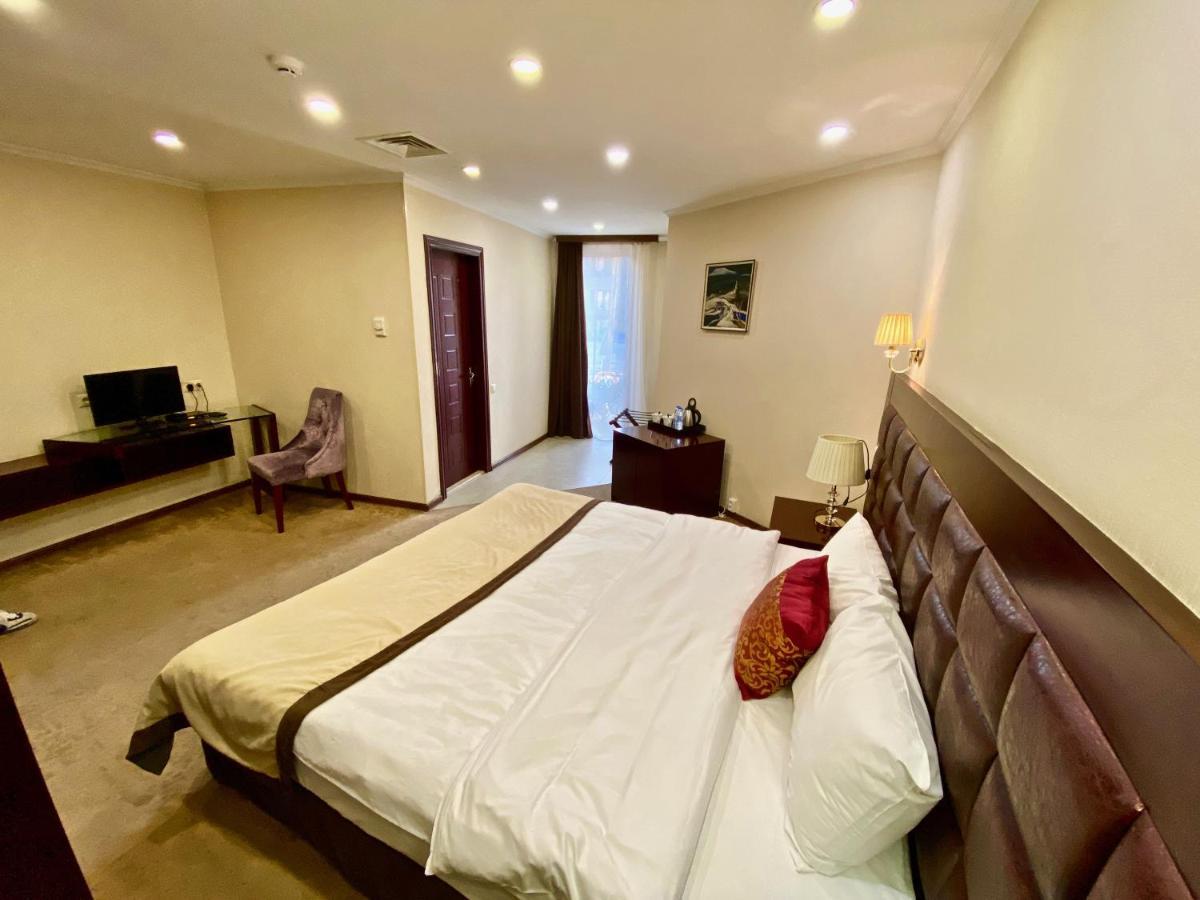 Velvet Hotel Tbilisi Eksteriør bilde